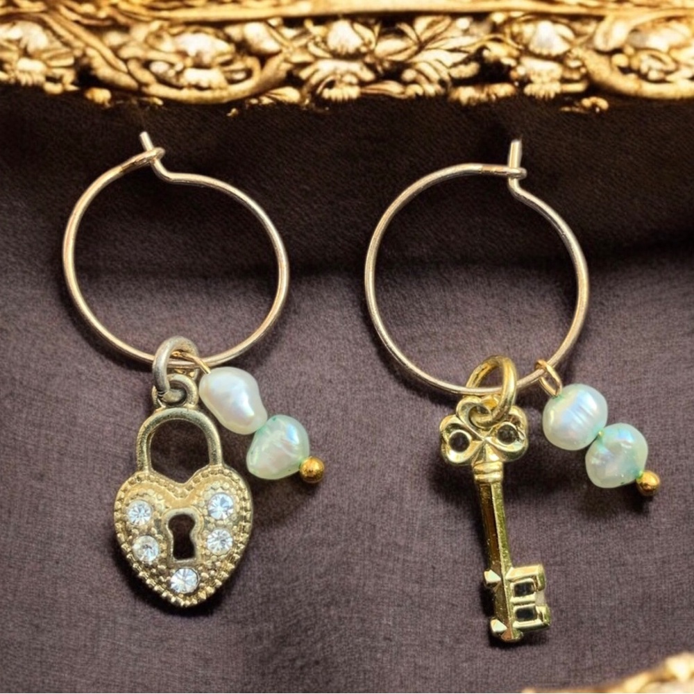 Gold and White Hoop Earrings with Vintage Charm and freshwater pearls